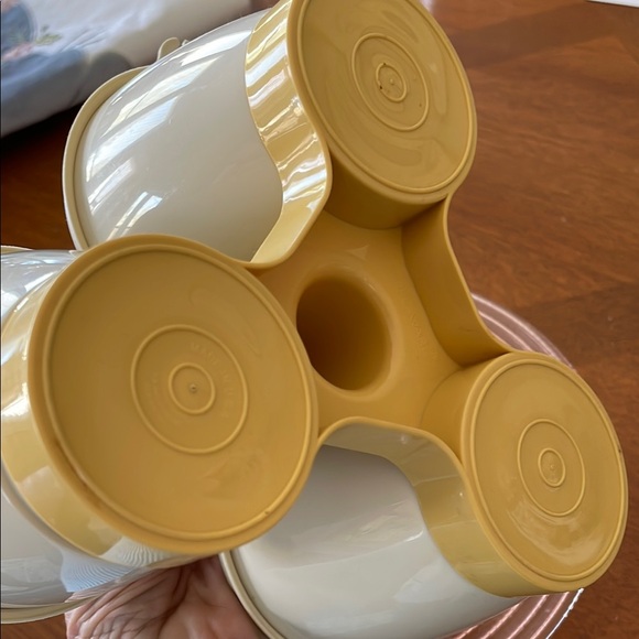 Tupperware Condiments Containers Set Vintage - Picture 8 of 9